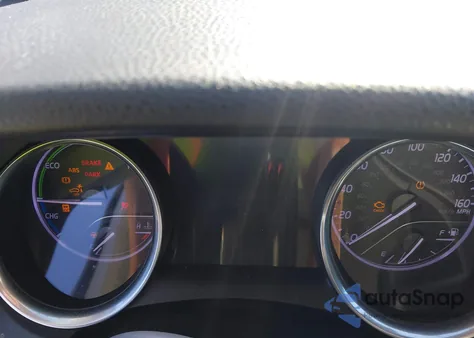 2018 Toyota Camry Hybrid Xle z USA, uszkodzony, nr VIN 4T1B21HK4JU006372